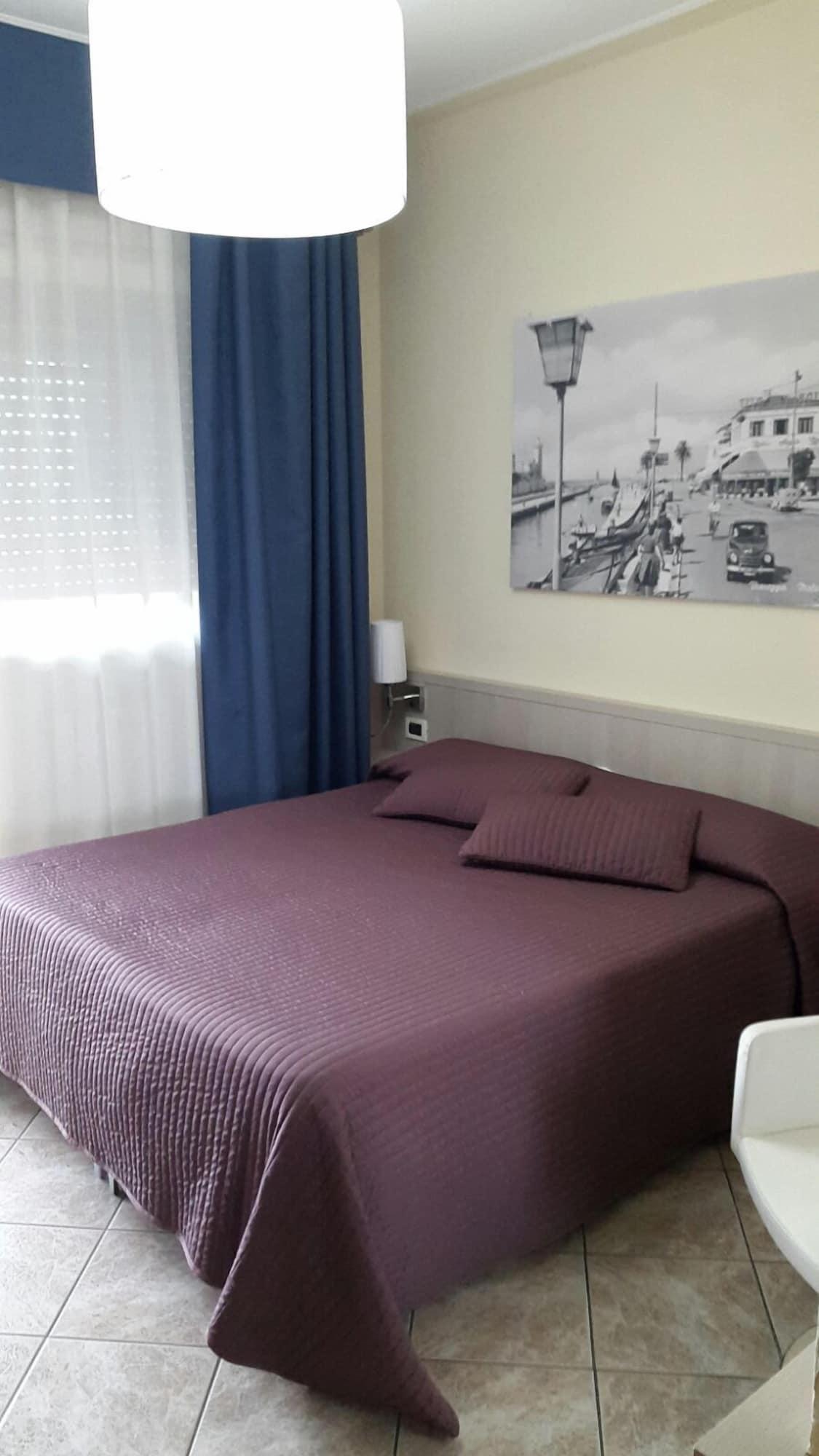 Hotel Bella Riviera Lungomare Viareggio Exterior photo